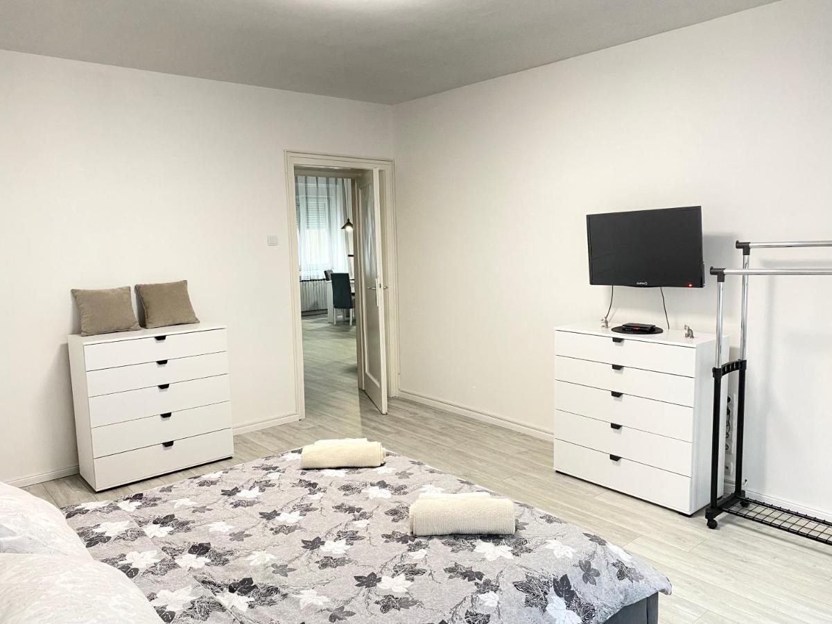 Apartamento Grand Royal Belgrado Exterior foto